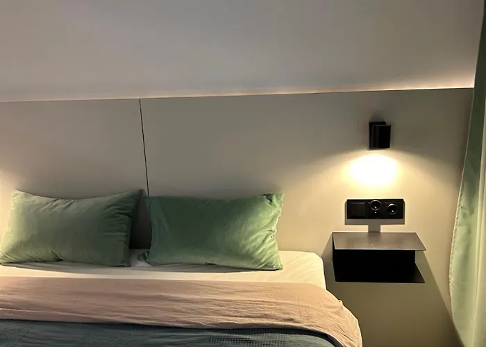 Porto Apartment With Garden